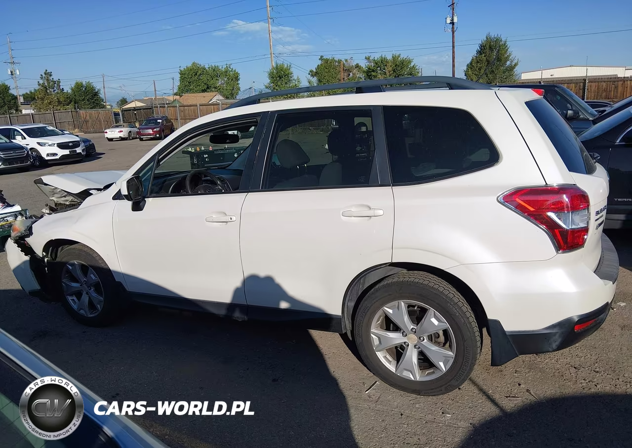 2015 Subaru Forester 2.5I Premium VIN:JF2SJAFC5FH405246 - 14