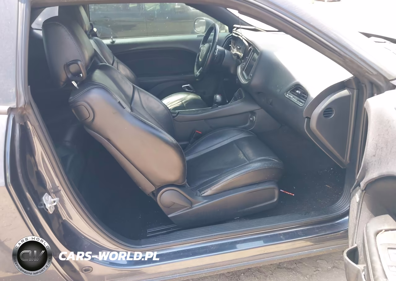 2017 Dodge Challenger Sxt Plus VIN:2C3CDZAG8HH536305 - 5