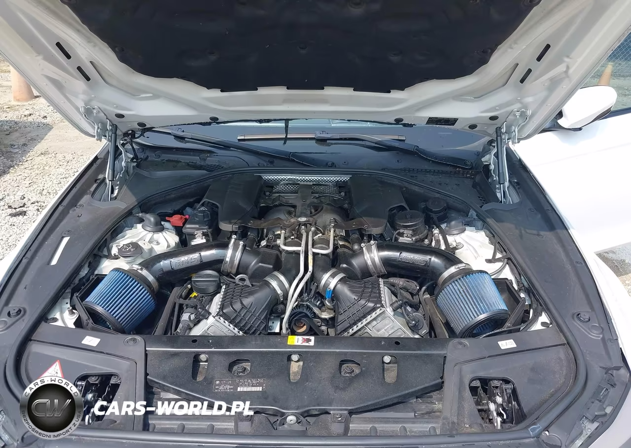 2013 BMW M5 VIN:WBSFV9C56DC773169 - 10