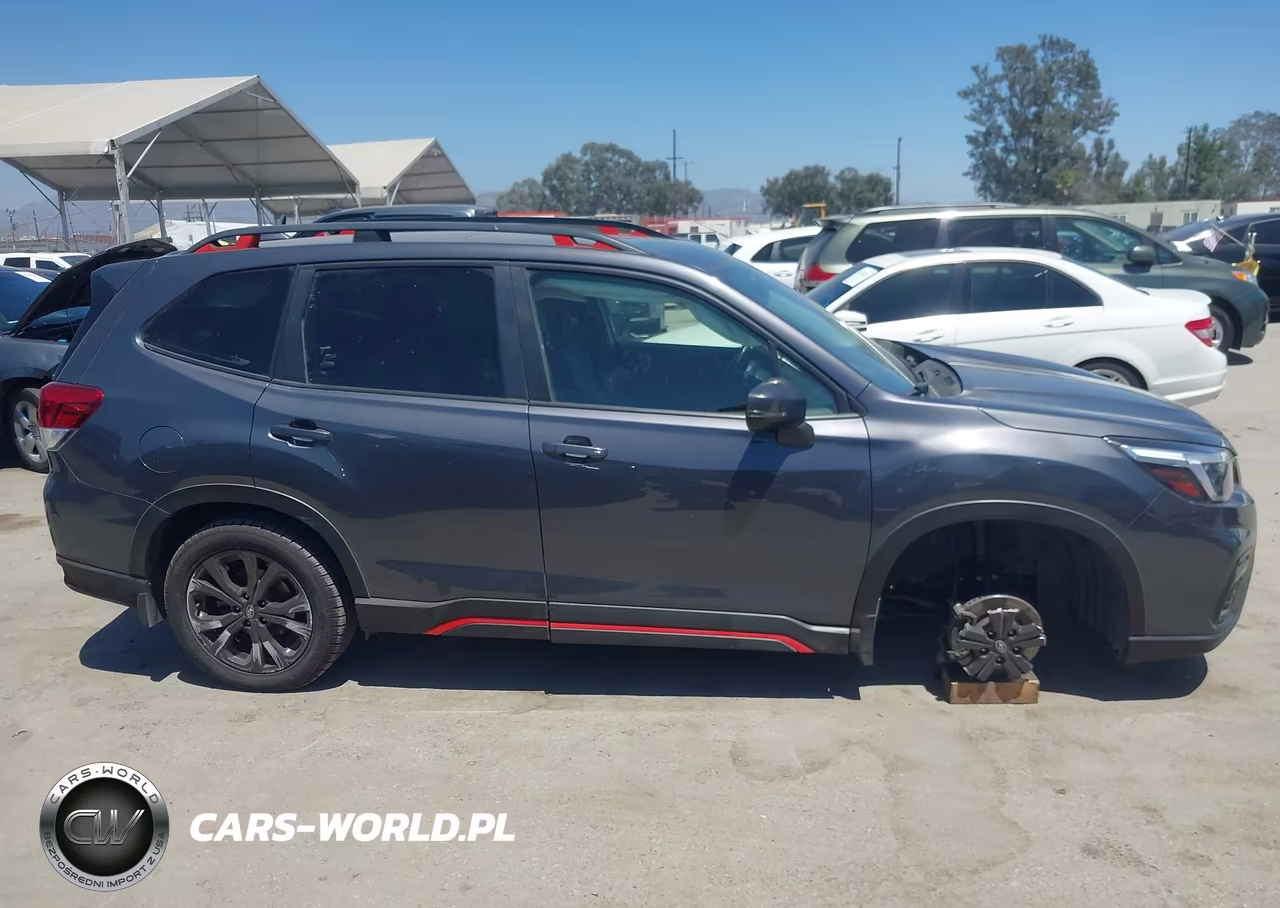 2021 Subaru Forester Sport VIN:JF2SKARC0MH498330 - 13
