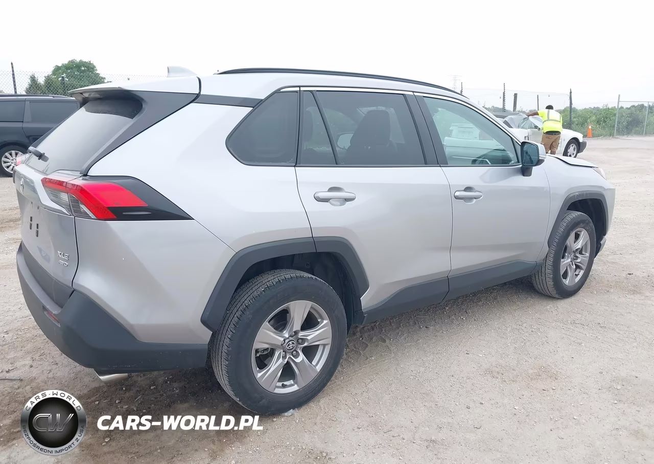 2025 Toyota Rav4 Xle VIN:2T3P1RFV8SC501740 - 4