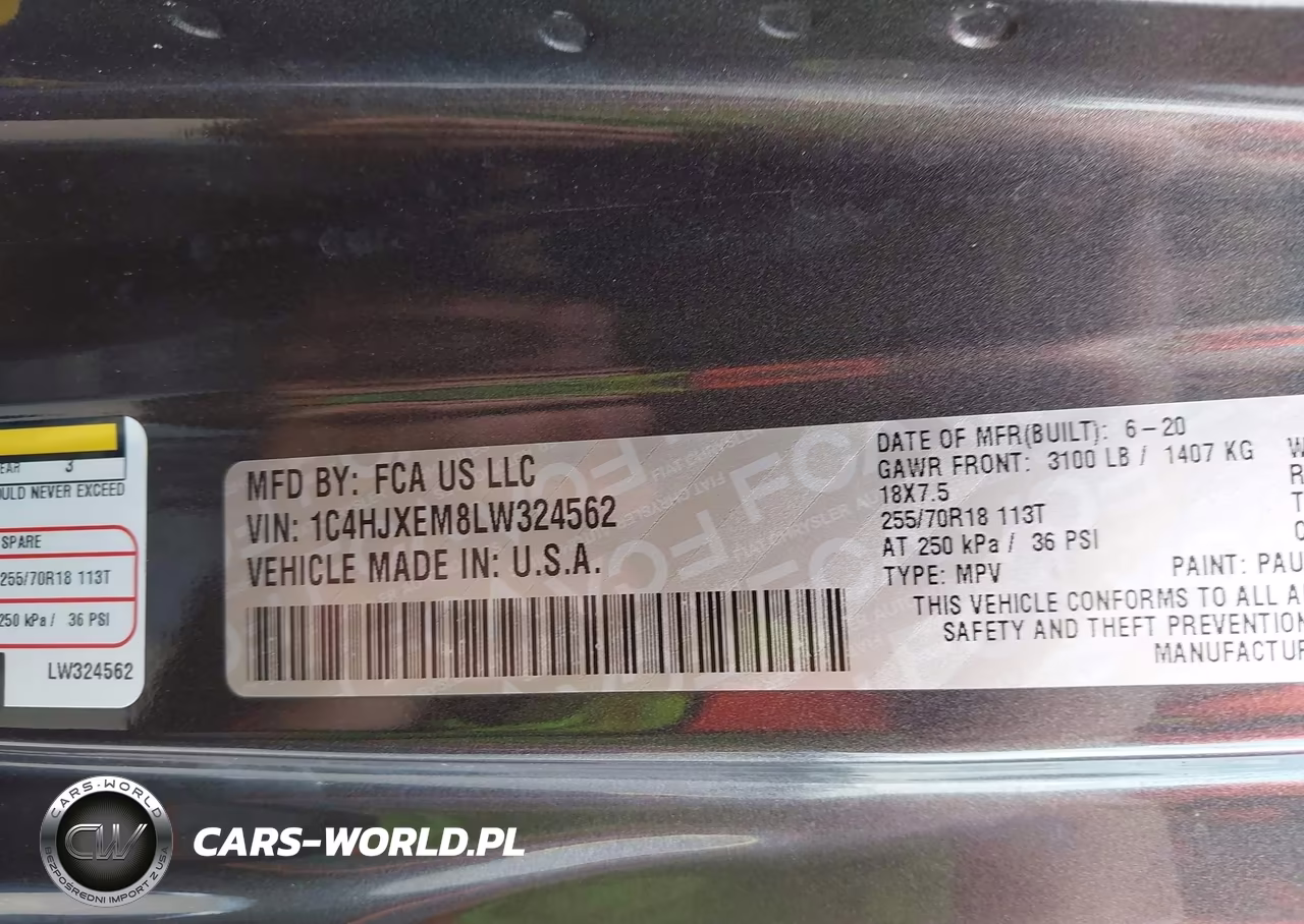 2020 Jeep Wrangler Unlimited Sahara 4X4 VIN:1C4HJXEM8LW324562 - 9