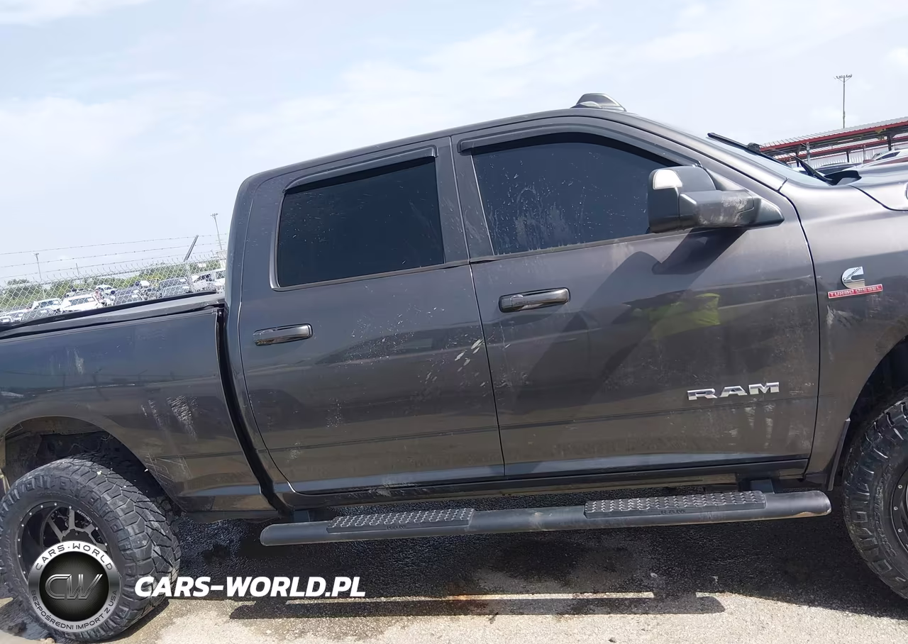 2020 Ram 2500 Big Horn 4X4 6'4 Box VIN:3C6UR5DL0LG200070 - 13