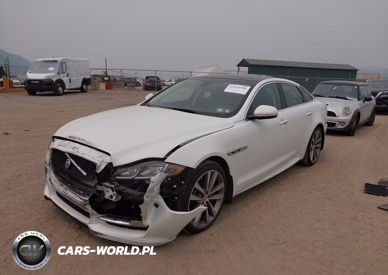 2017 Jaguar Xj R-Sport VIN:SAJWJ1CD6H8W05179 - 2