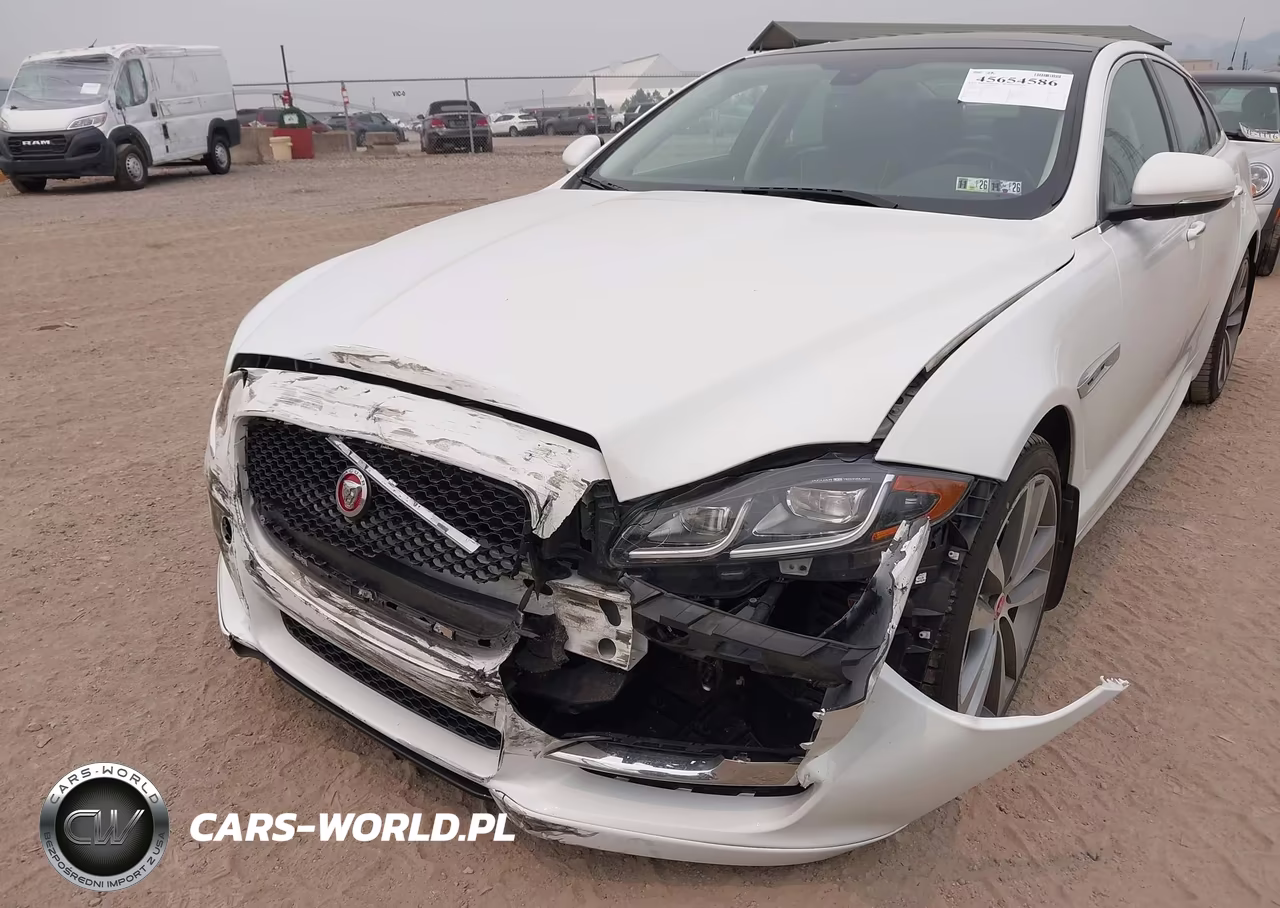 2017 Jaguar Xj R-Sport VIN:SAJWJ1CD6H8W05179 - 6