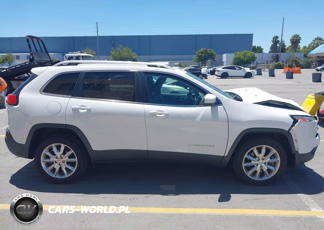 2015 Jeep Cherokee Limited VIN:1C4PJLDB4FW753318 - 13