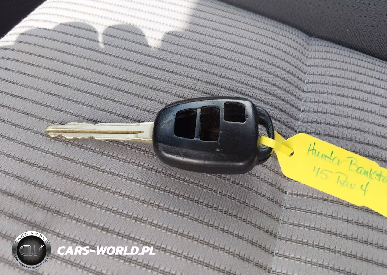 2015 Toyota Rav4 Xle VIN:2T3WFREV2FW161648 - 11