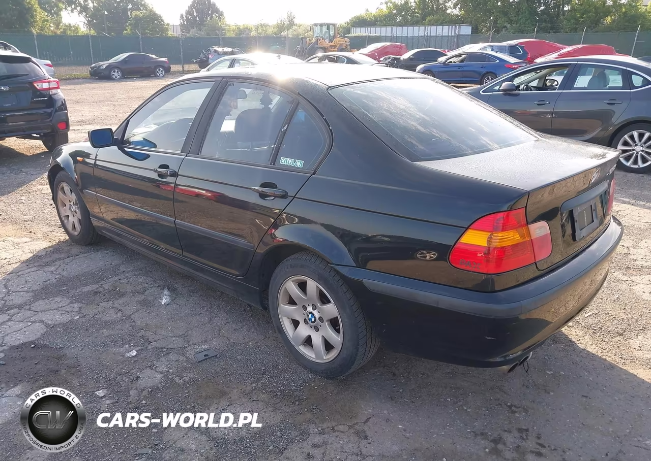 2004 BMW 325Xi VIN:WBAEU33454PF62175 - 3