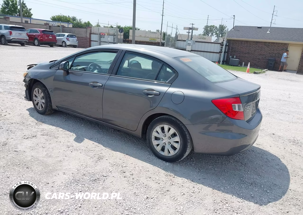 2012 Honda Civic Lx VIN:19XFB2F58CE017563 - 3