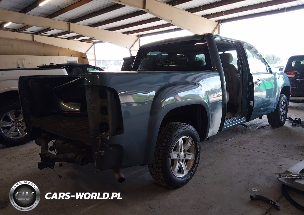 2010 GMC Sierra 1500 Xtra Fuel Economy VIN:3GTRCVE31AG153563 - 4