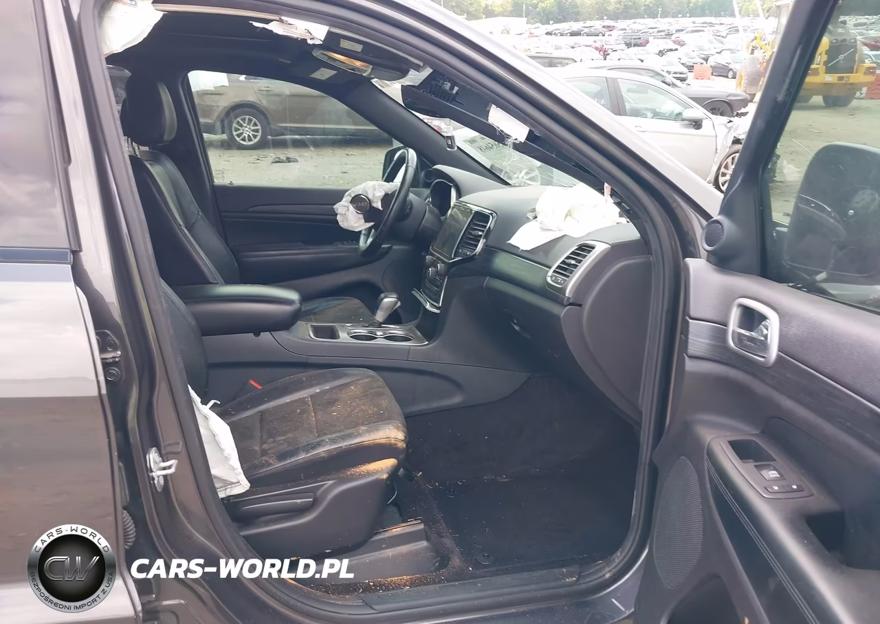 2019 Jeep Grand Cherokee Altitude 4X2 VIN:1C4RJEAG0KC597097 - 5