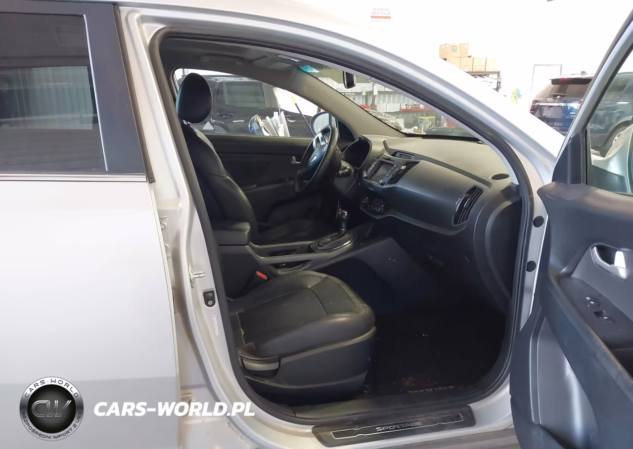 2011 Kia Sportage Sx VIN:KNDPCCA6XB7151223 - 5