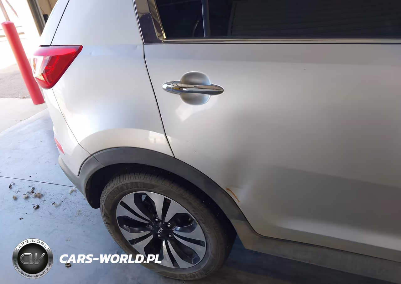 2011 Kia Sportage Sx VIN:KNDPCCA6XB7151223 - 6