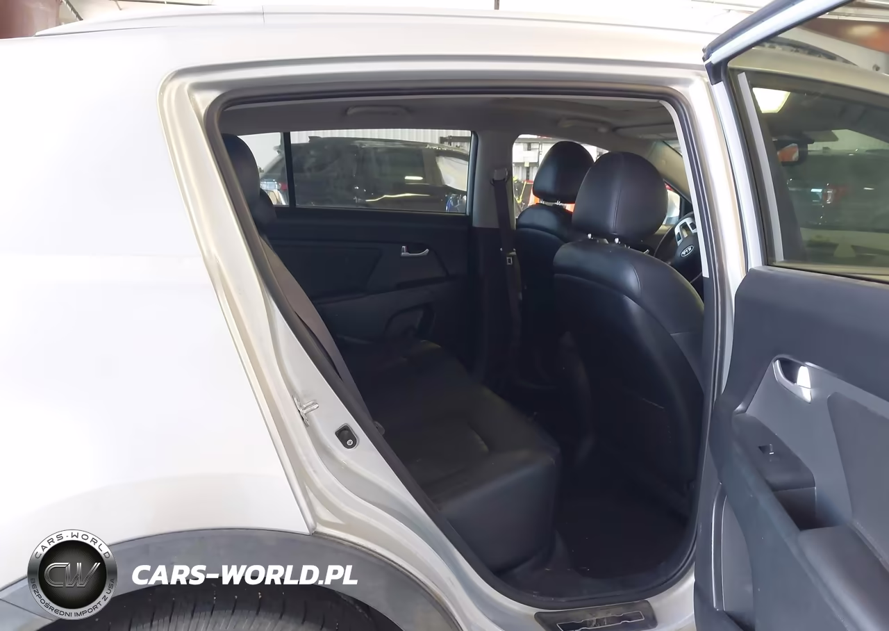 2011 Kia Sportage Sx VIN:KNDPCCA6XB7151223 - 8