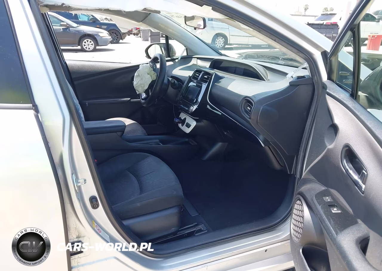 2016 Toyota Prius Two VIN:JTDKBRFU5G3004006 - 5