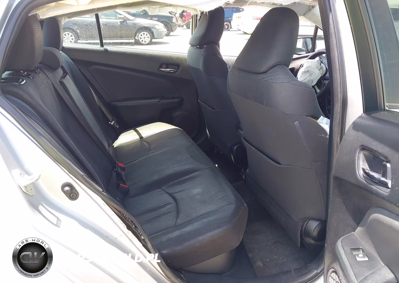 2016 Toyota Prius Two VIN:JTDKBRFU5G3004006 - 8