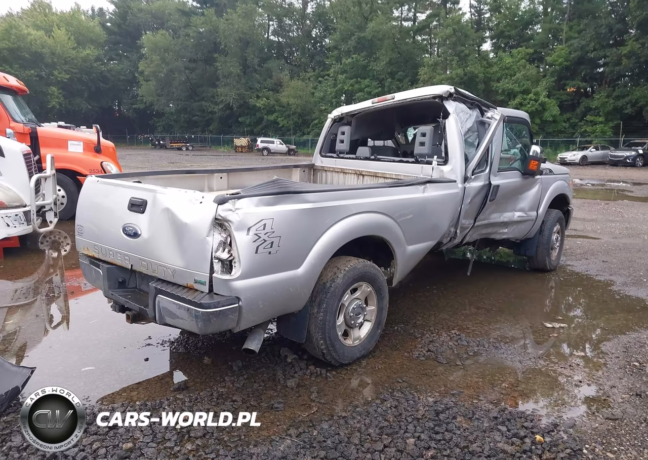 2011 Ford Super Duty F-250 Srw Xlt VIN:1FT7X2B61BEC61229 - 4