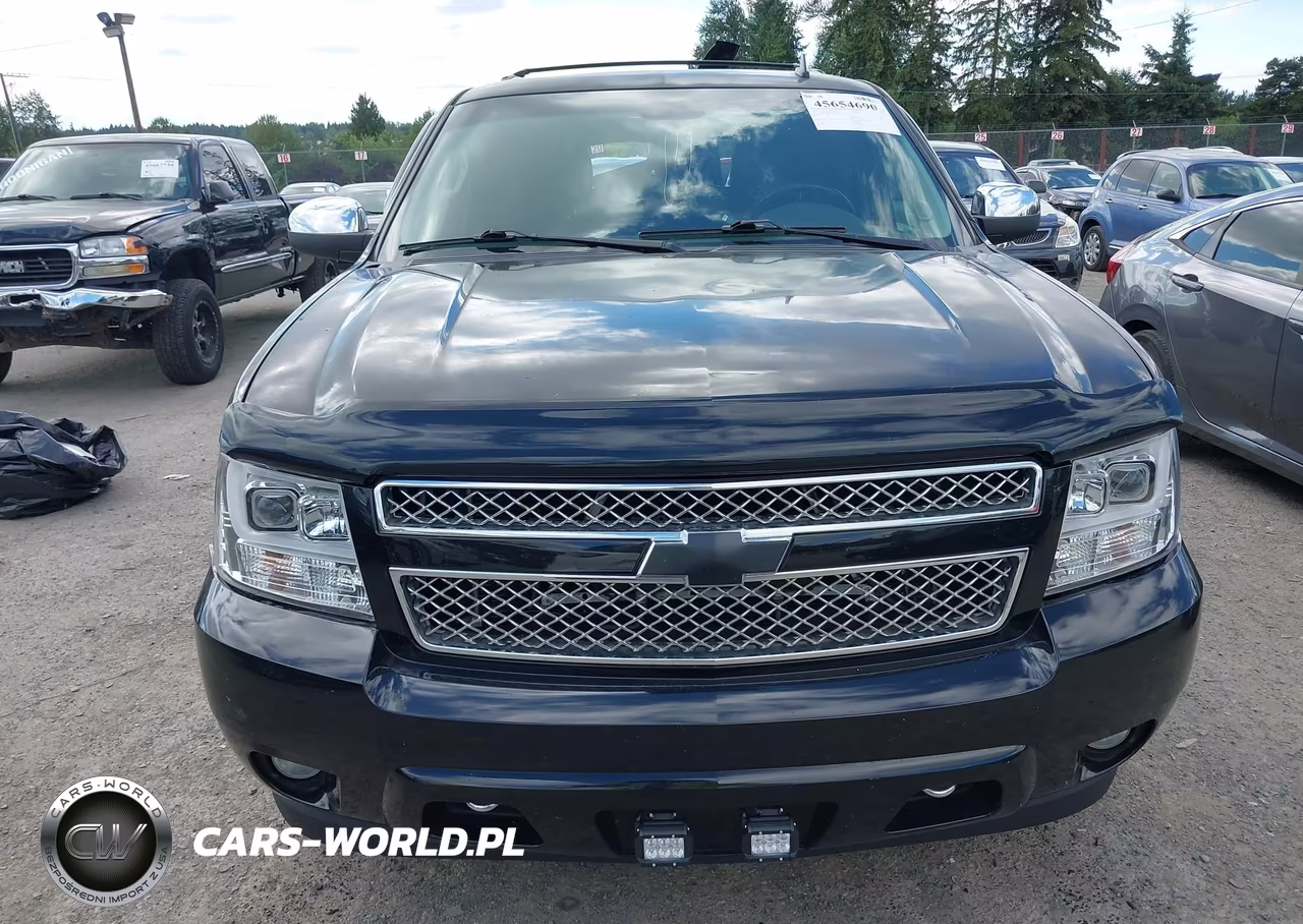 2013 Chevrolet Tahoe Ltz VIN:1GNSKCE04DR195008 - 12