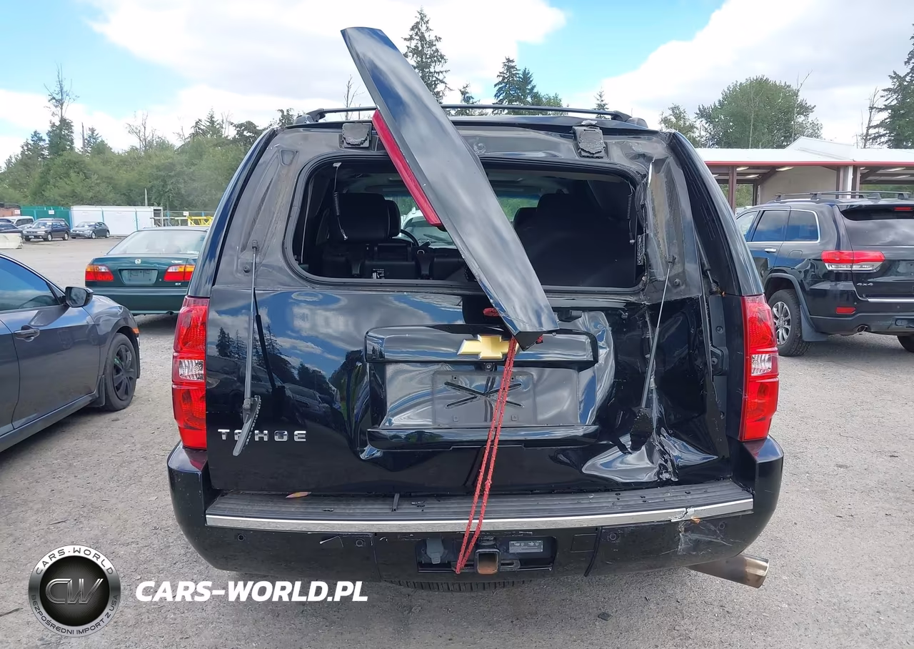 2013 Chevrolet Tahoe Ltz VIN:1GNSKCE04DR195008 - 16