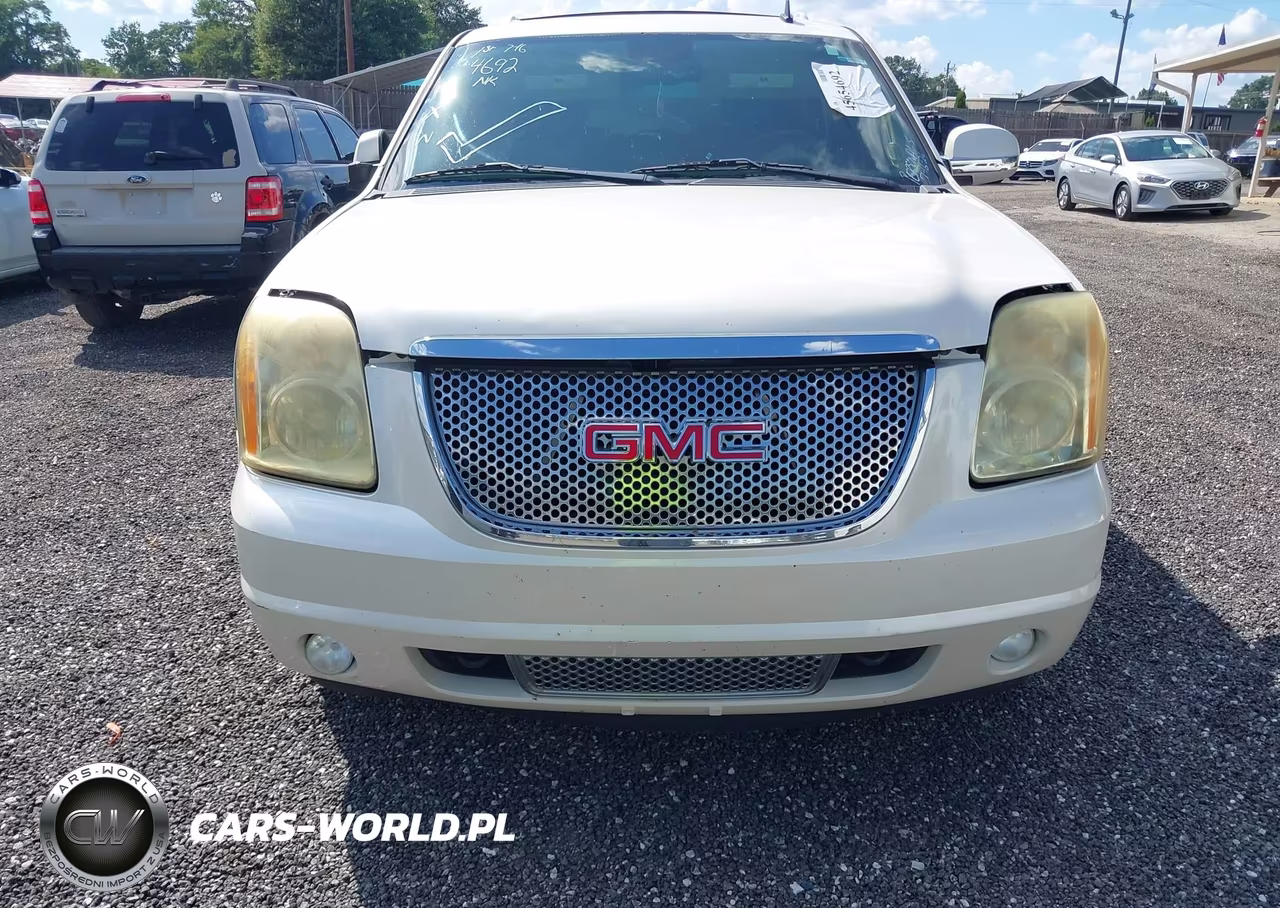 2010 GMC Yukon Denali VIN:1GKUKEEF8AR283710 - 13