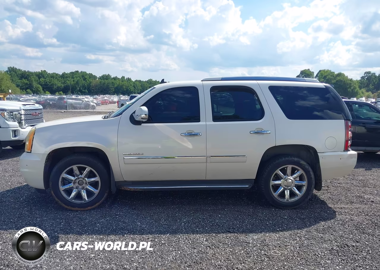 2010 GMC Yukon Denali VIN:1GKUKEEF8AR283710 - 15