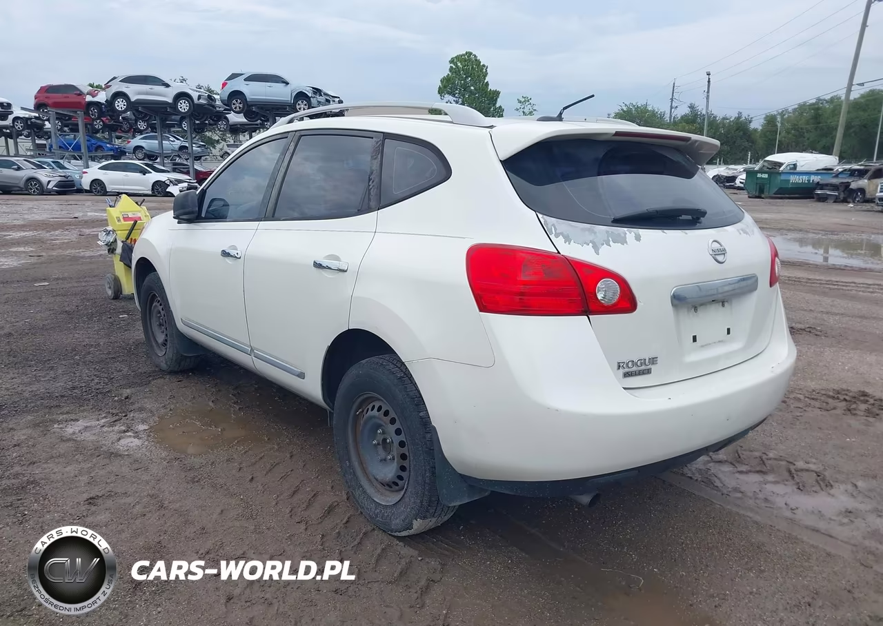 2015 Nissan Rogue Select S VIN:JN8AS5MT7FW160161 - 3