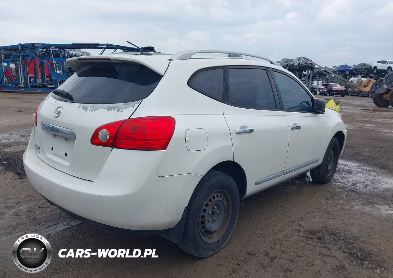 2015 Nissan Rogue Select S VIN:JN8AS5MT7FW160161 - 4