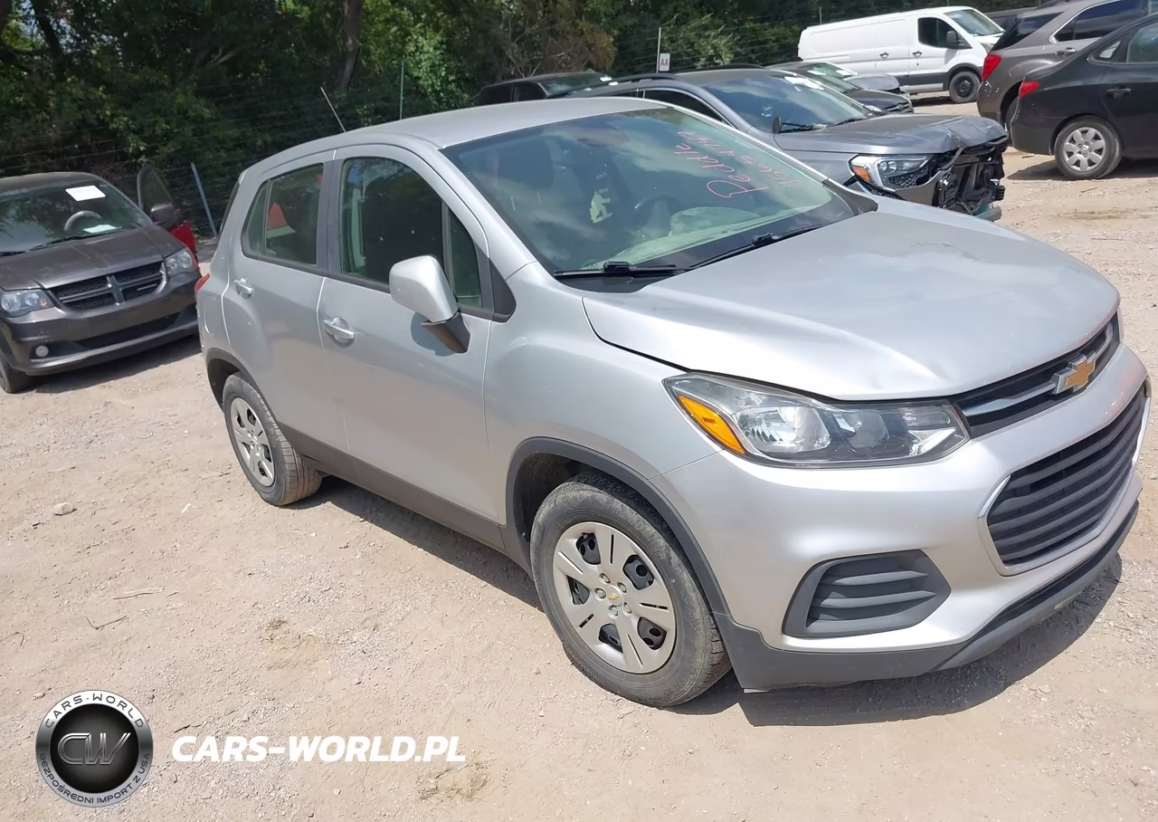 2018 Chevrolet Trax Ls VIN:KL7CJKSB2JB612384 - 1
