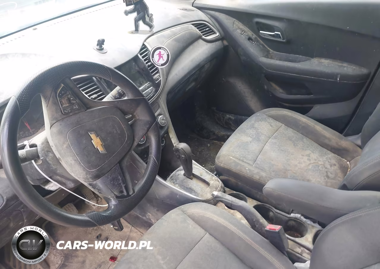 2018 Chevrolet Trax Ls VIN:KL7CJKSB2JB612384 - 6