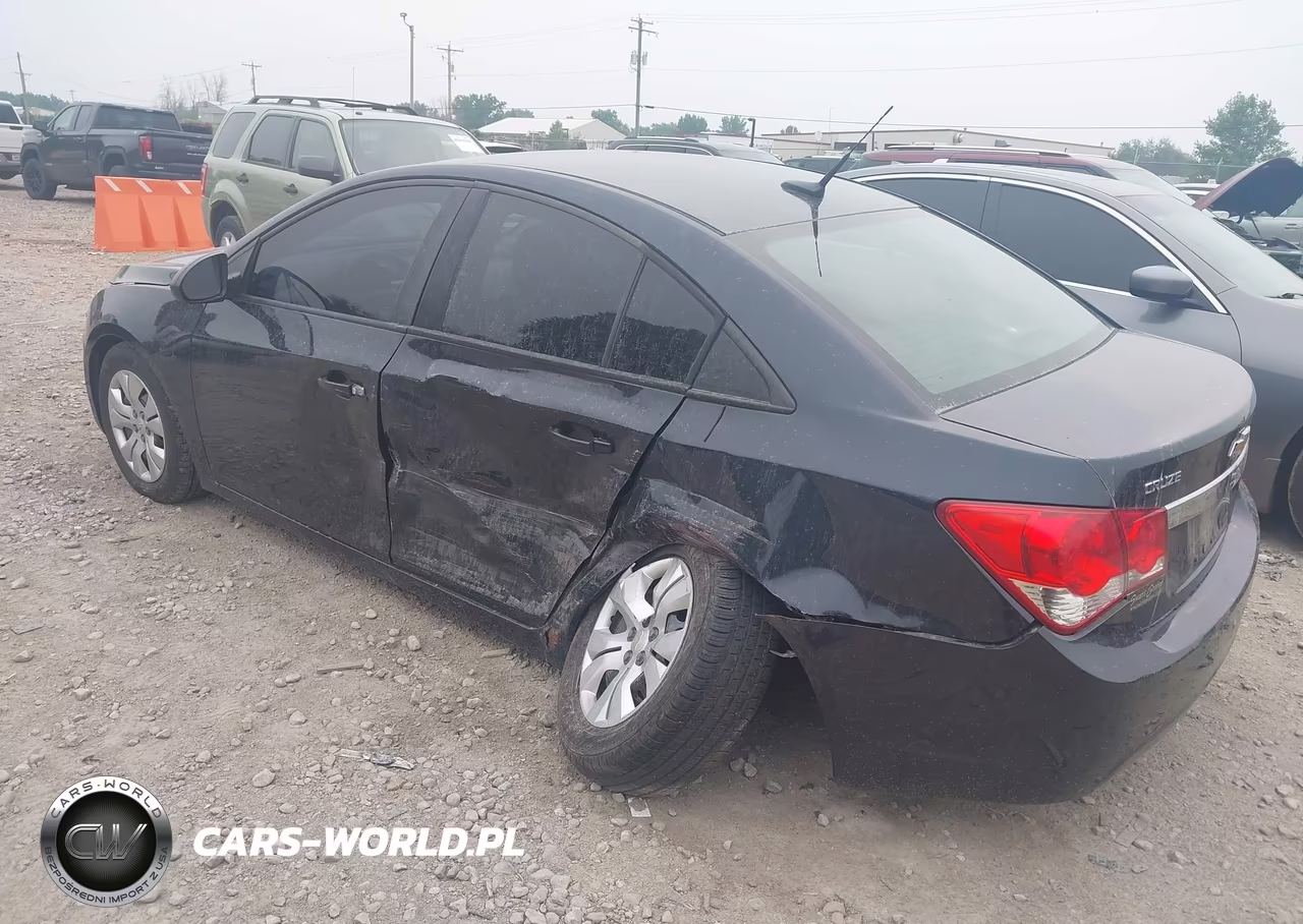 2014 Chevrolet Cruze Ls Auto VIN:1G1PA5SHXE7483872 - 3