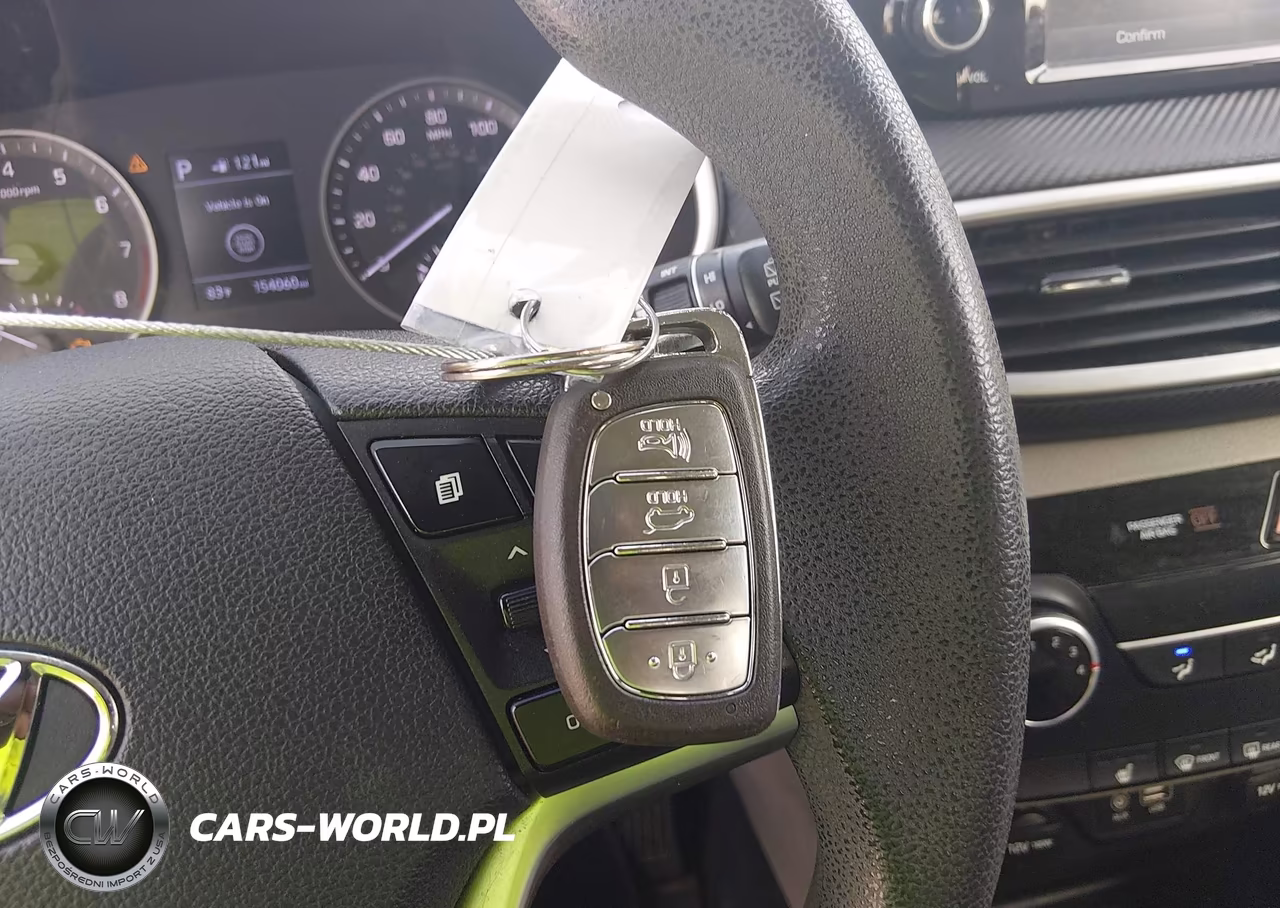2019 Hyundai Tucson Value VIN:KM8J33A48KU856278 - 11