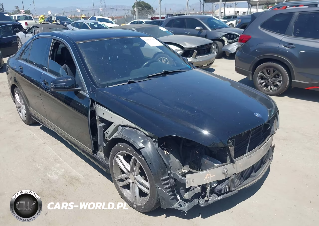 2013 Mercedes-Benz C 250 Sport VIN:WDDGF4HB3DR287030 - 1