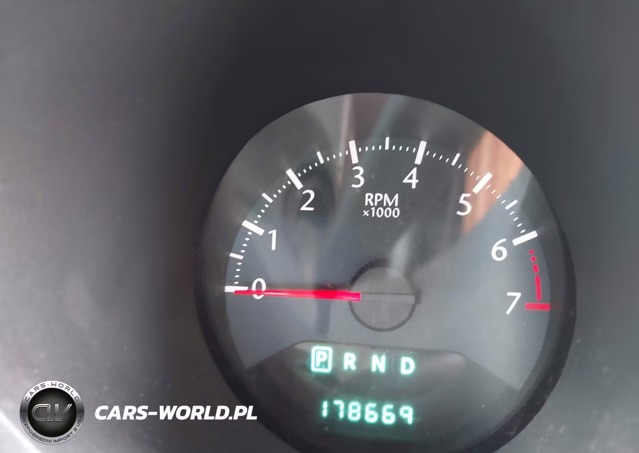 2010 Chrysler Sebring Touring VIN:1C3CC4FB1AN183809 - 7
