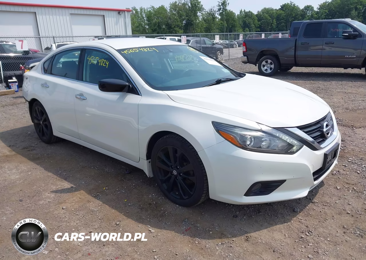 2017 Nissan Altima 2.5 Sr – zdjęcie 1 z 16