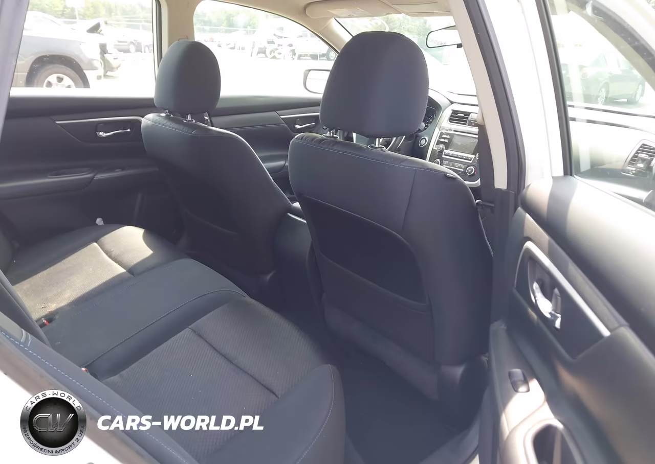 2017 Nissan Altima 2.5 Sr VIN:1N4AL3AP4HC486384 - 8
