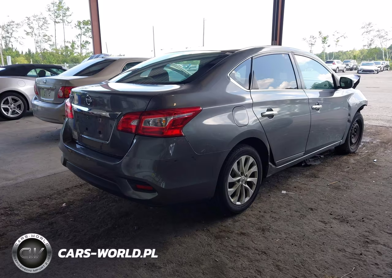 2018 Nissan Sentra S VIN:3N1AB7AP7JY309705 - 4