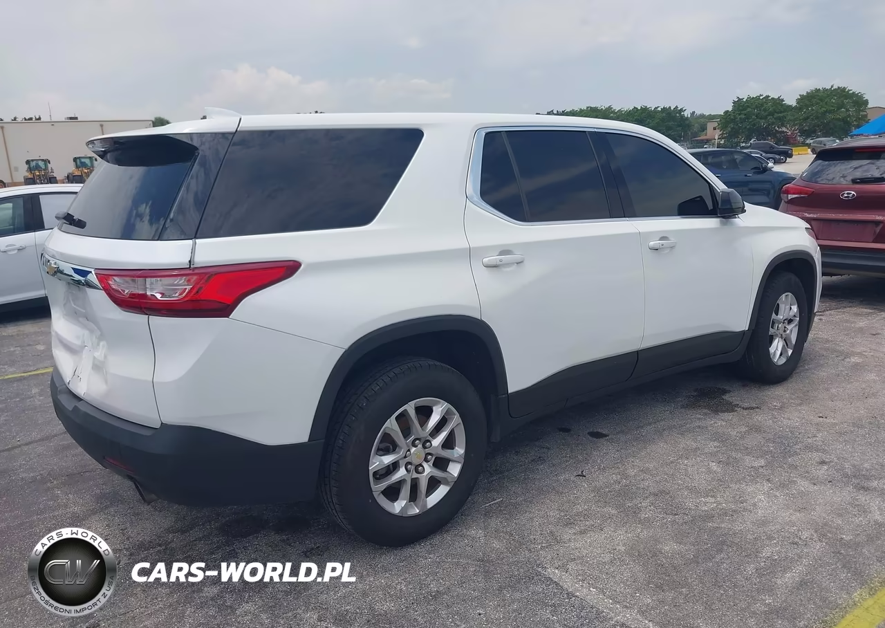 2019 Chevrolet Traverse Ls VIN:1GNERFKWXKJ312802 - 4