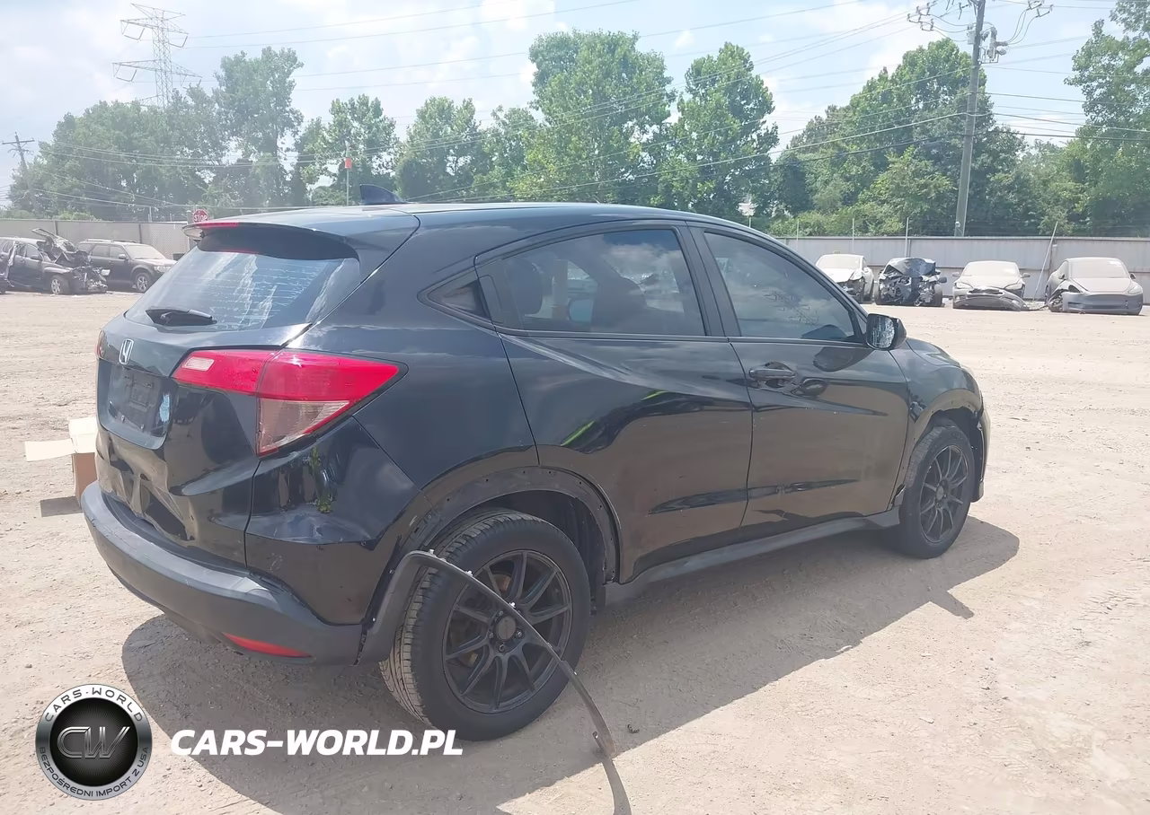 2017 Honda Hr-V Lx VIN:3CZRU5H35HM714071 - 4