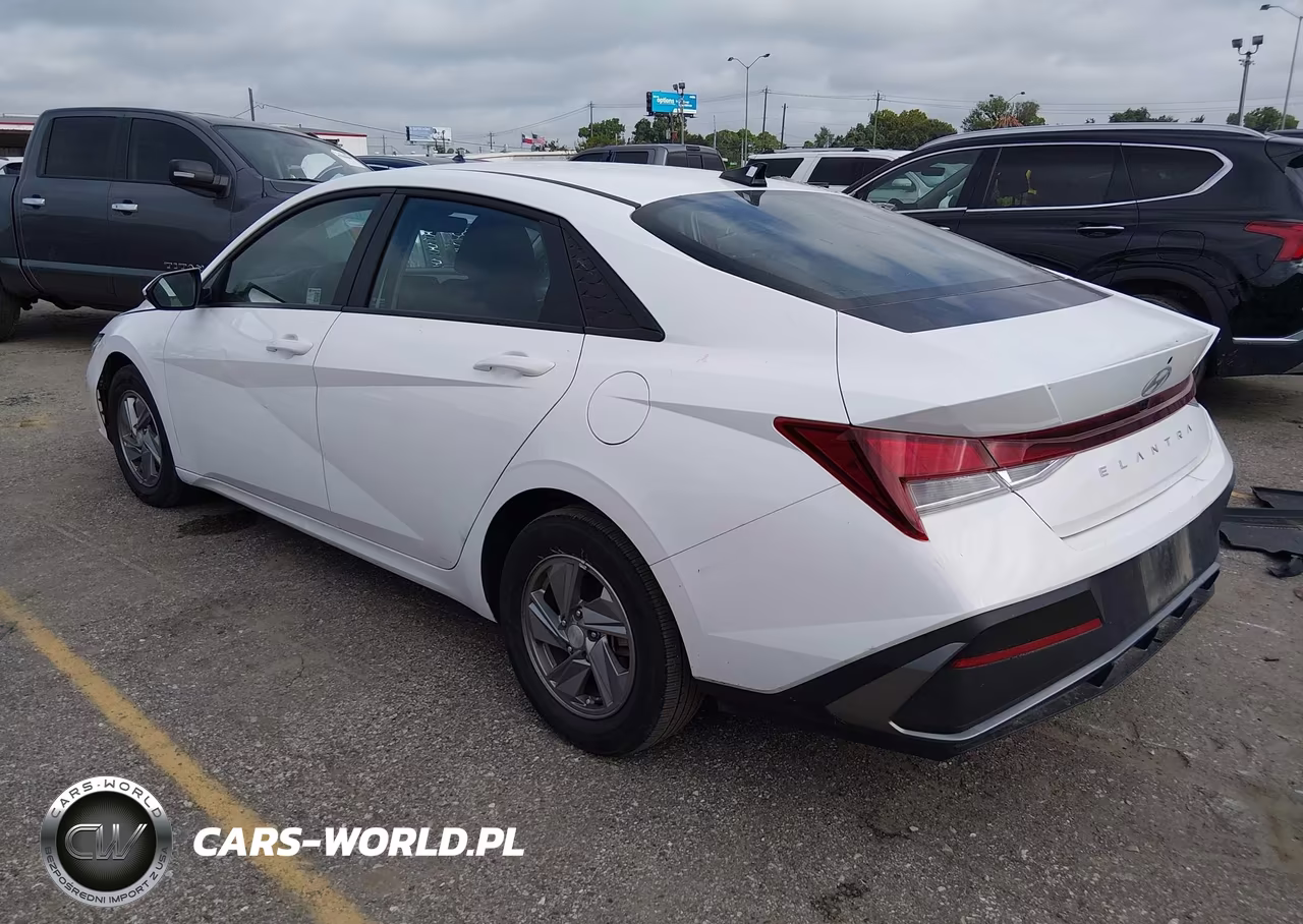2025 Hyundai Elantra Se VIN:KMHLL4DG7SU001933 - 3