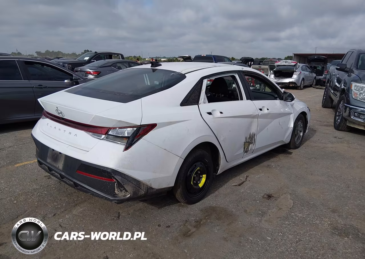 2025 Hyundai Elantra Se VIN:KMHLL4DG7SU001933 - 4