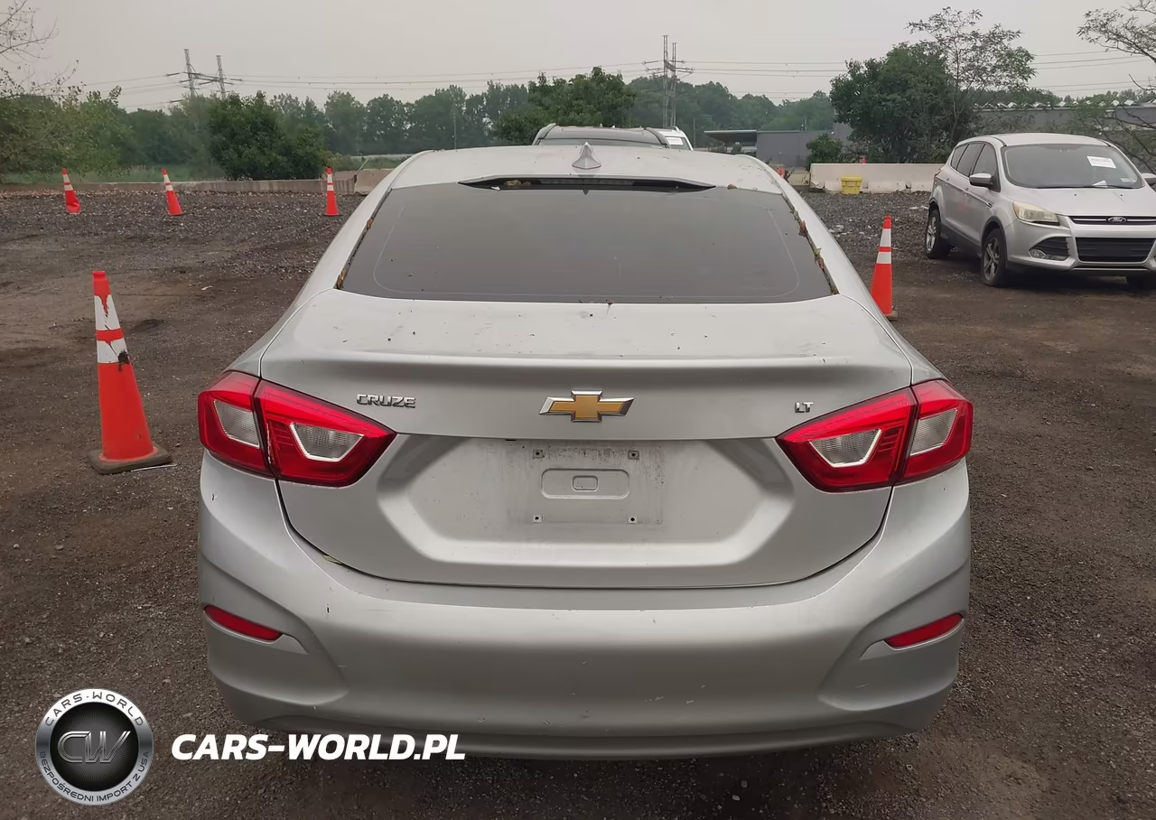 2018 Chevrolet Cruze Lt Auto VIN:1G1BE5SM8J7196164 - 16