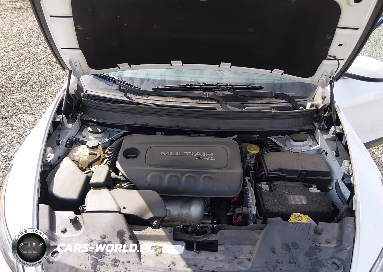 2018 Jeep Cherokee Latitude 4X4 VIN:1C4PJMCB4JD528652 - 10