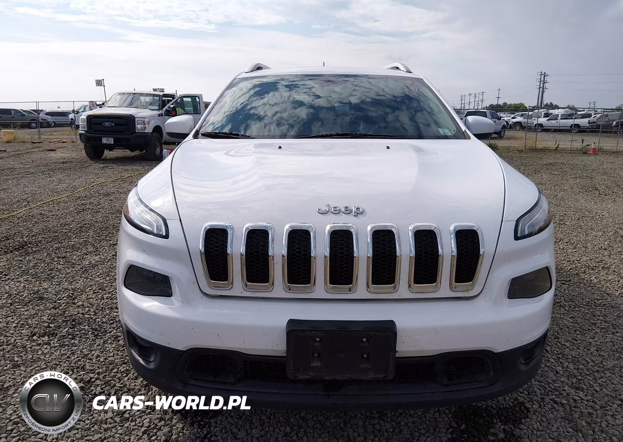 2018 Jeep Cherokee Latitude 4X4 VIN:1C4PJMCB4JD528652 - 13