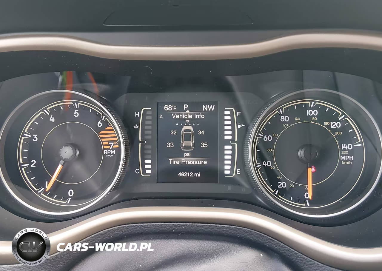 2018 Jeep Cherokee Latitude 4X4 VIN:1C4PJMCB4JD528652 - 7