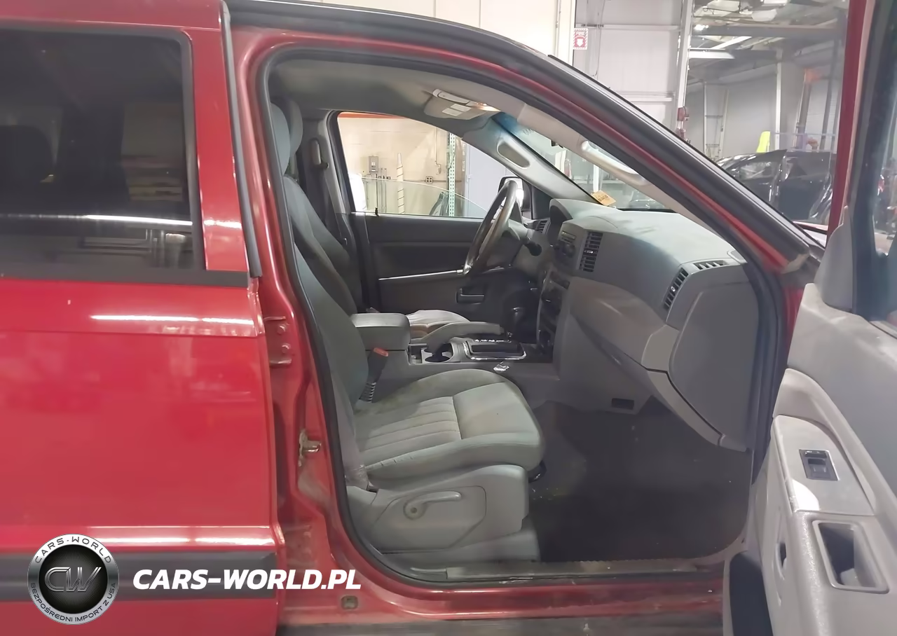 2005 Jeep Grand Cherokee Laredo VIN:1J4GR48K55C535987 - 5