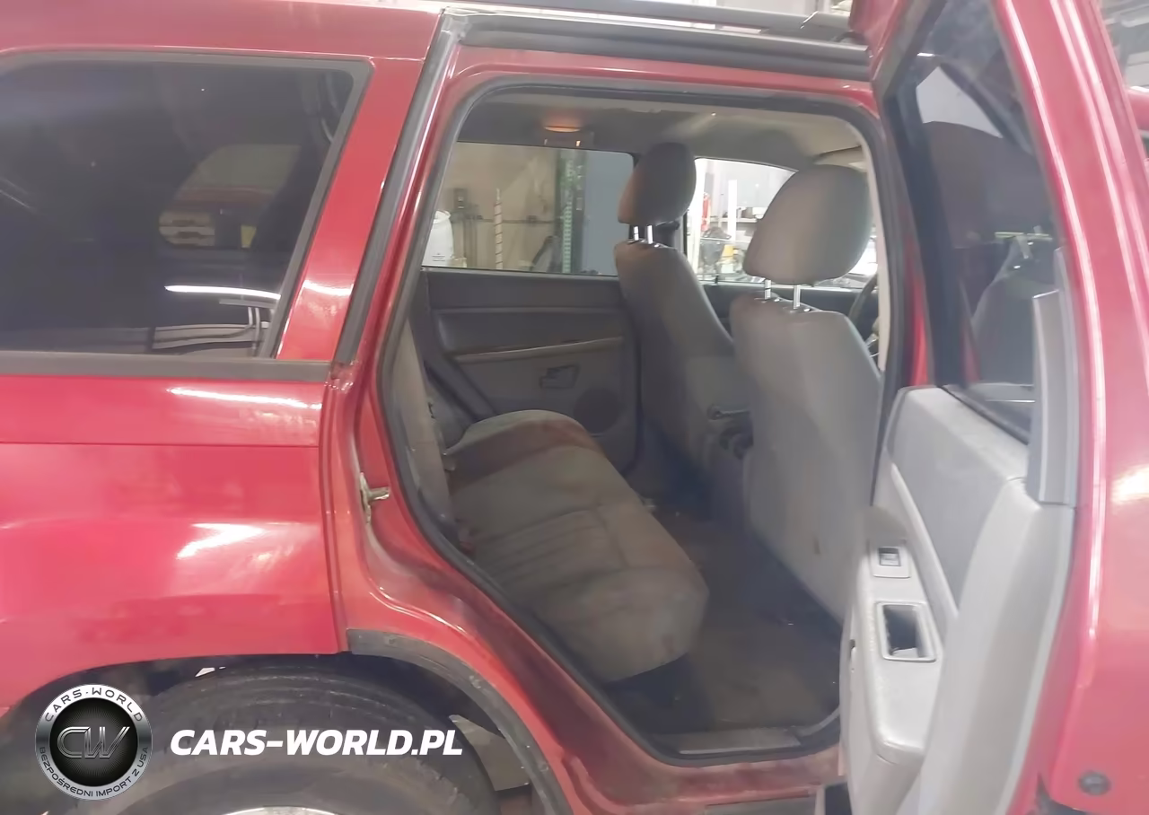 2005 Jeep Grand Cherokee Laredo VIN:1J4GR48K55C535987 - 8