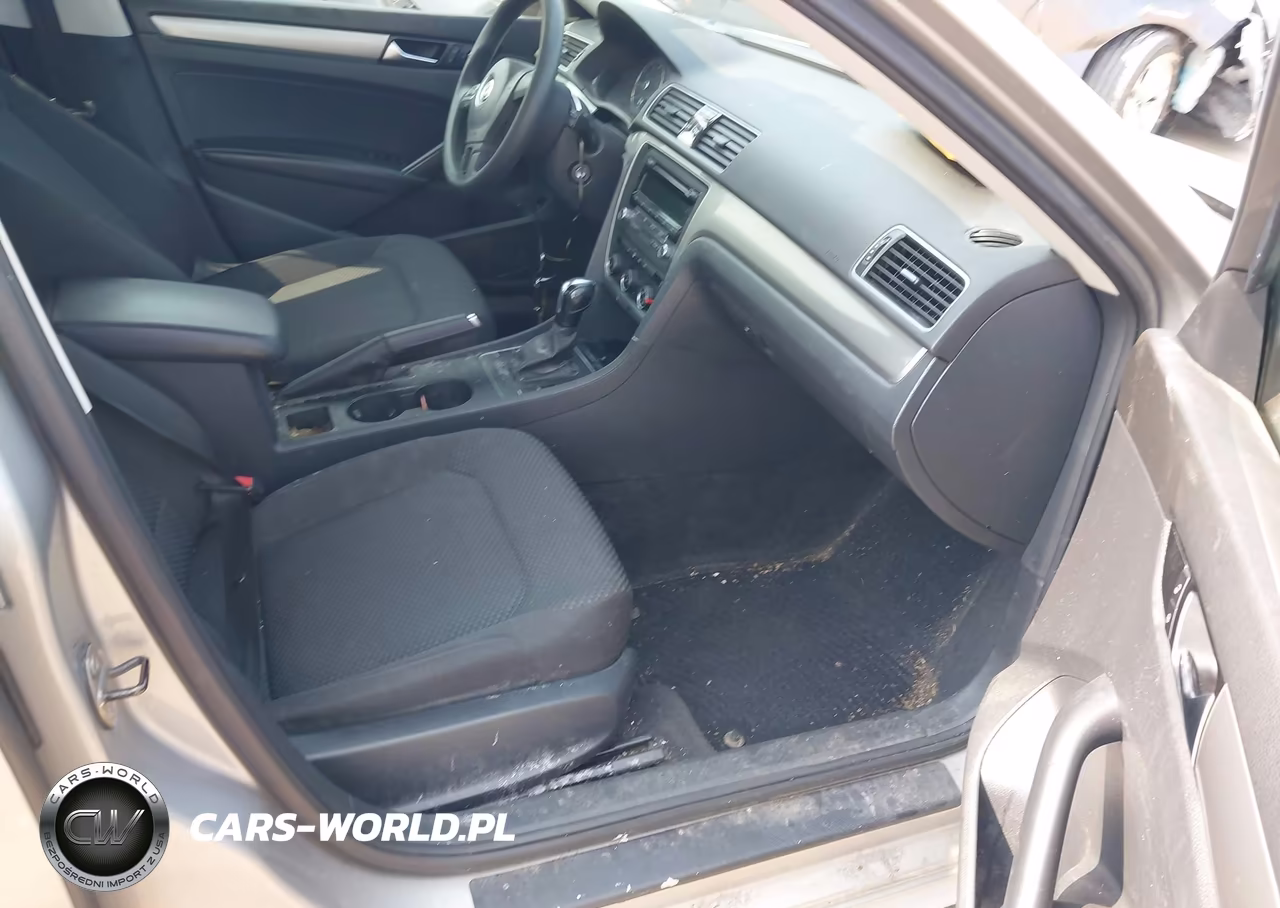 2014 Volkswagen Passat 1.8T S VIN:1VWAT7A39EC060794 - 5