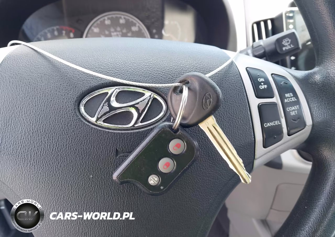 2008 Hyundai Elantra Gls-Se VIN:KMHDU46D48U455750 - 11