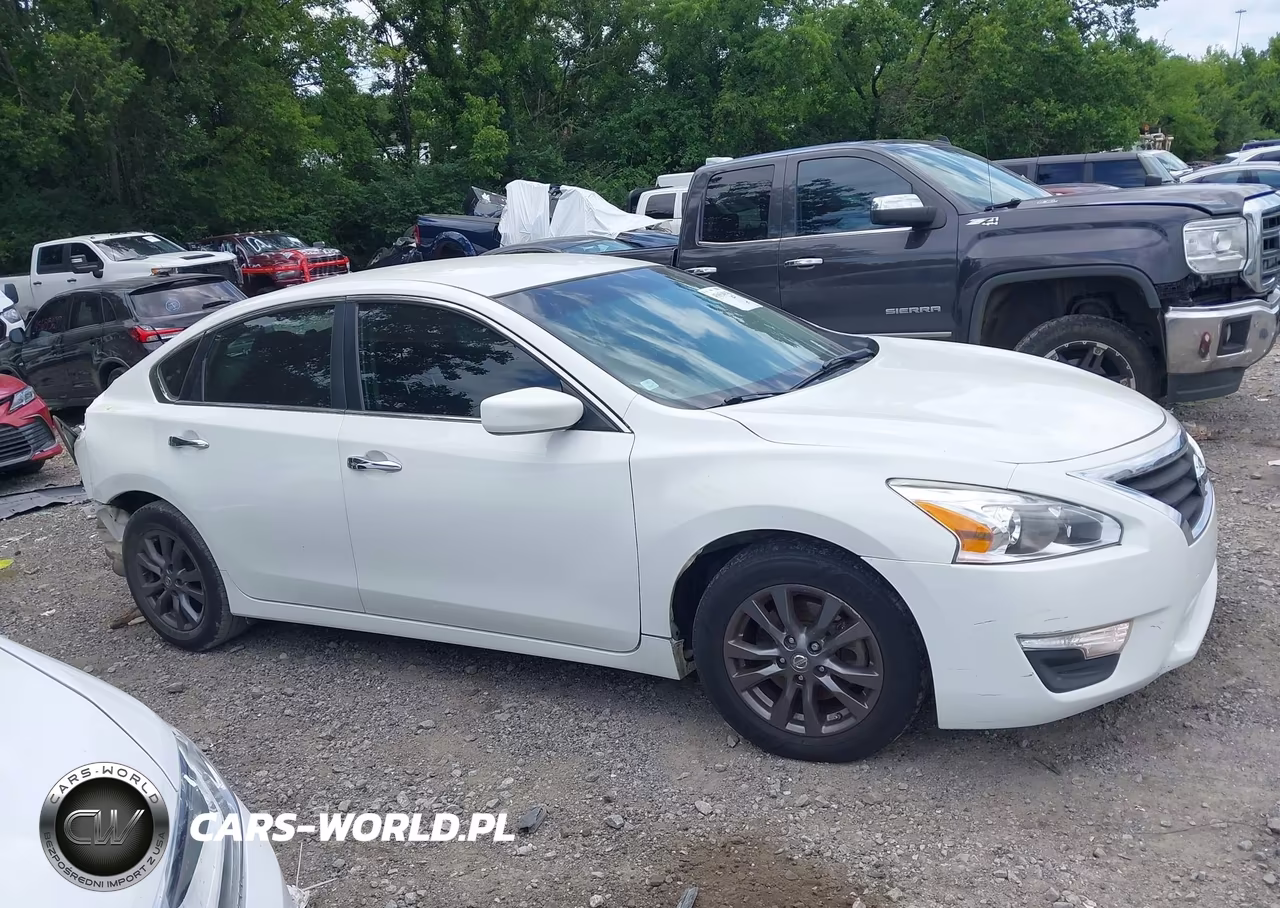 2015 Nissan Altima 2.5 S VIN:1N4AL3AP1FC448804 - 14