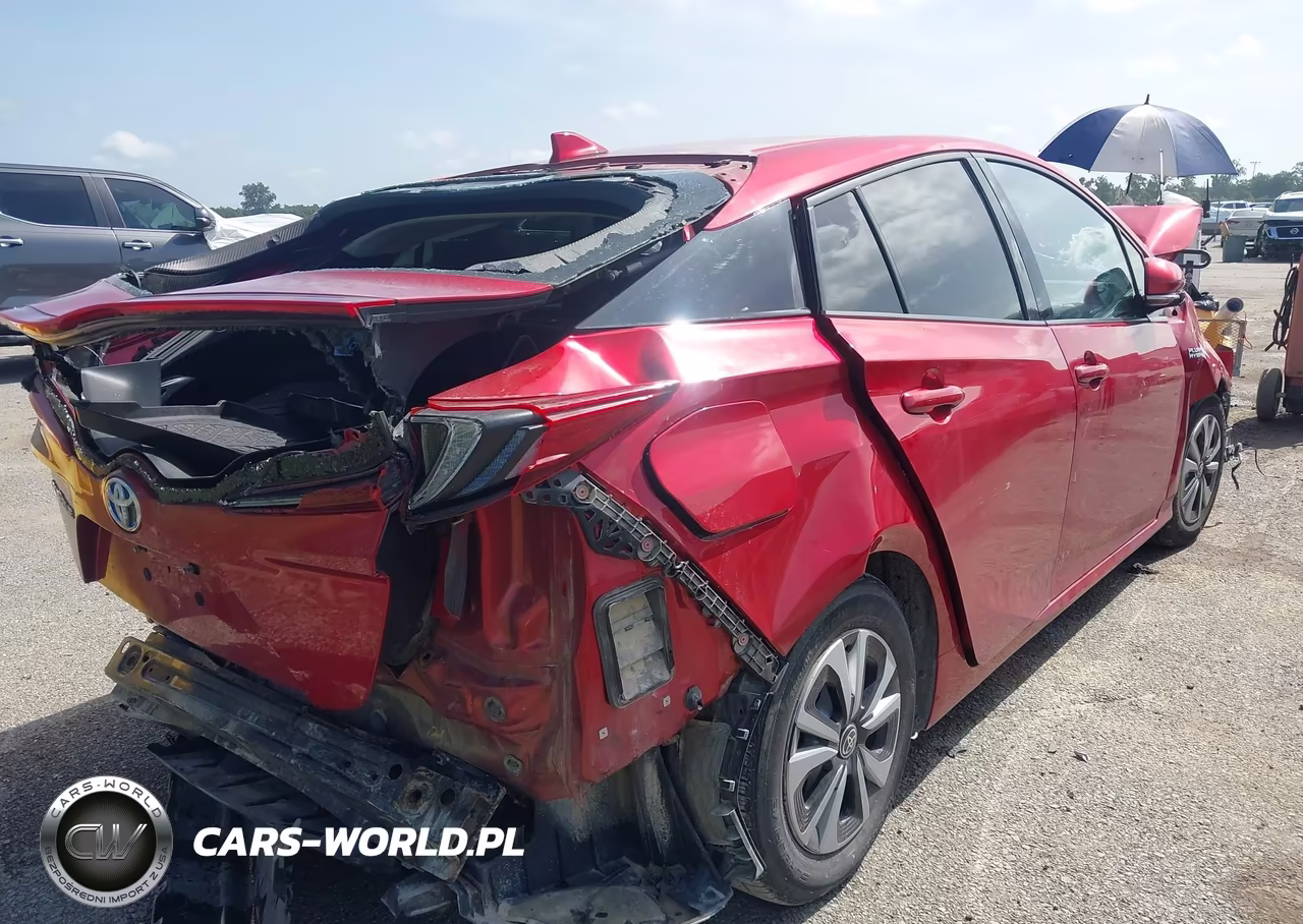 2017 Toyota Prius Prime VIN:JTDKARFP5H3067475 - 4